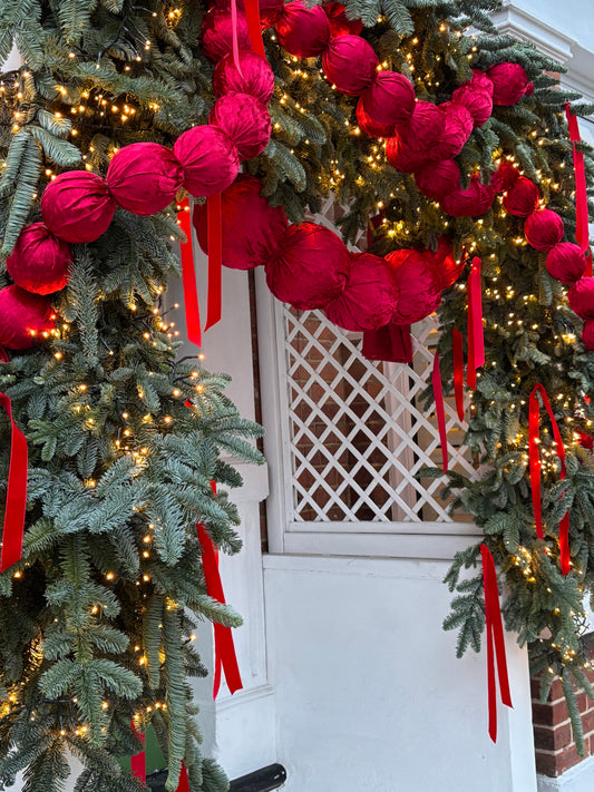 Velvet ball garland per meter